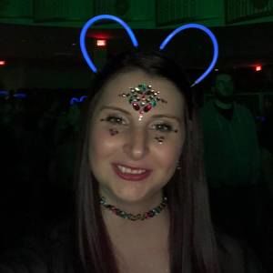 Meet your Posher, Abbie